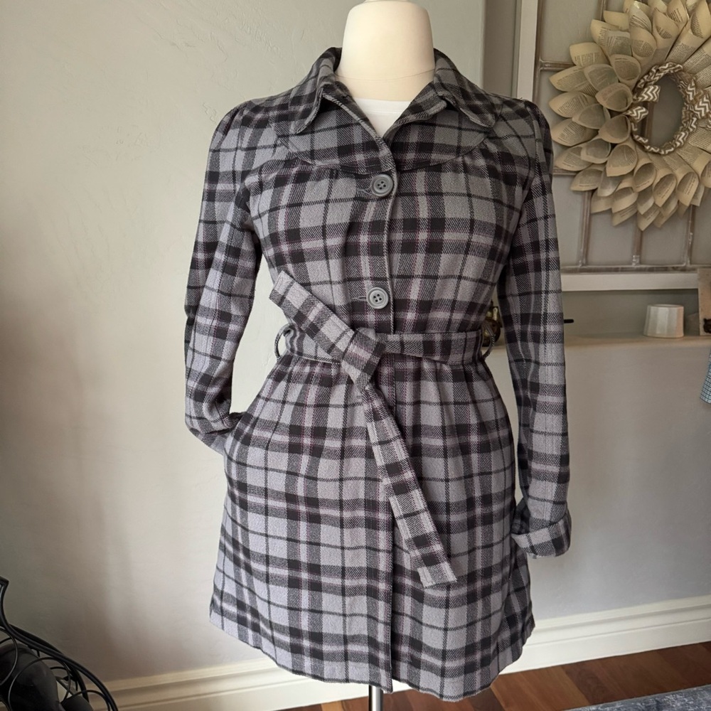 Roxy Women's Plaid Winter Jacket With‎ Belt Size XL